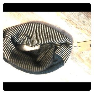 NWT cashmere infinity scarf